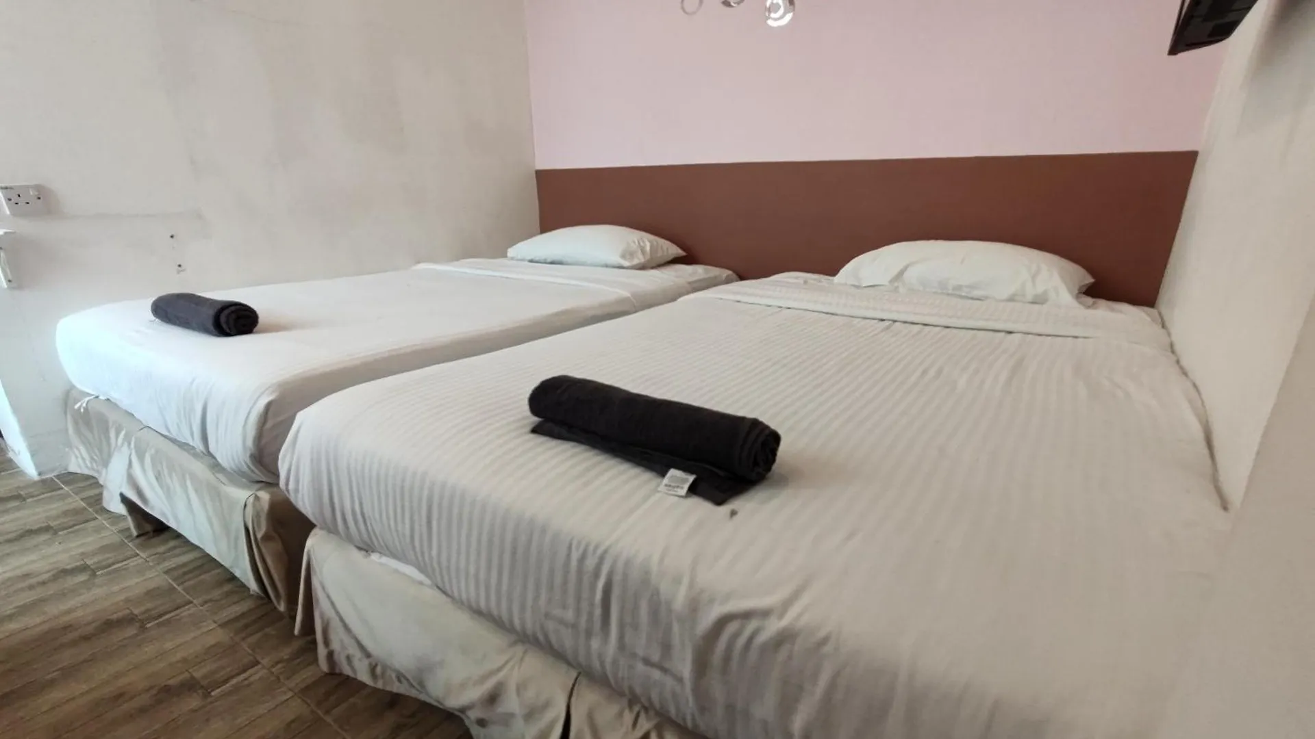 Maleeq Hotel Meru Ipoh