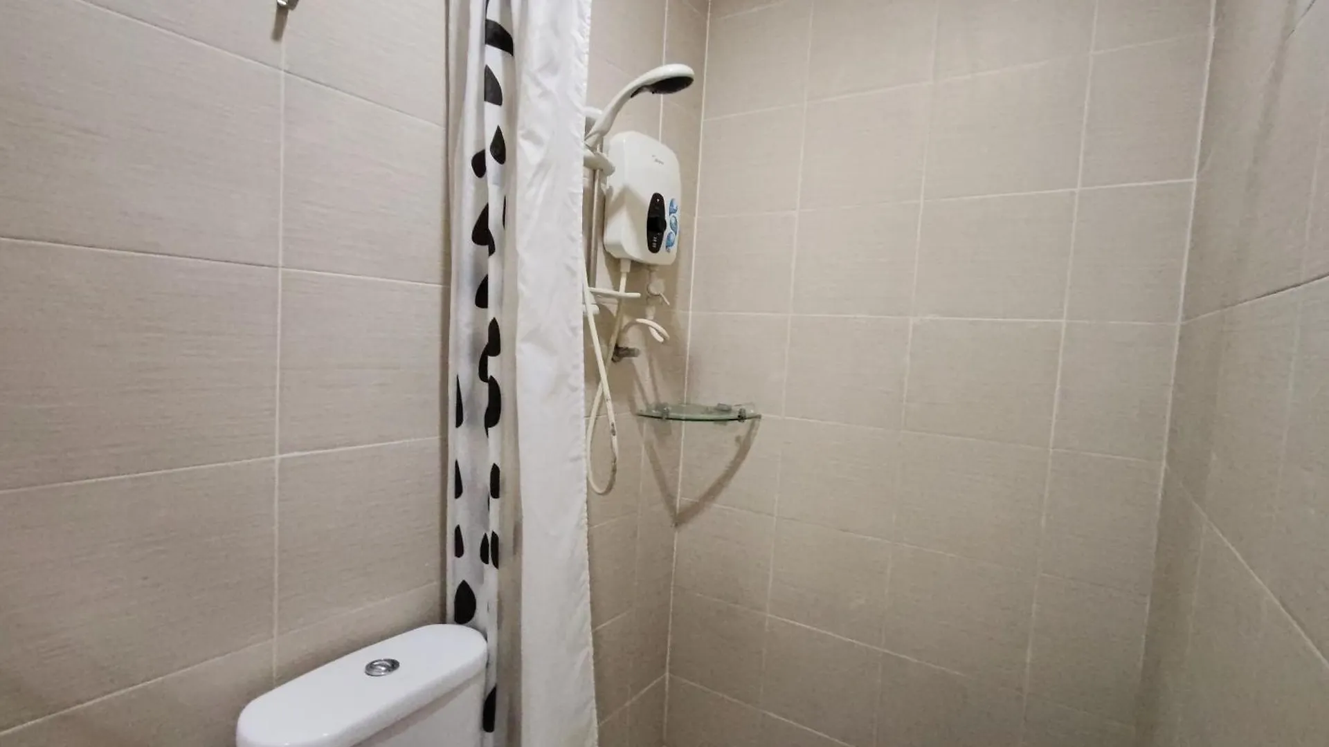 Maleeq Hotel Meru Ipoh