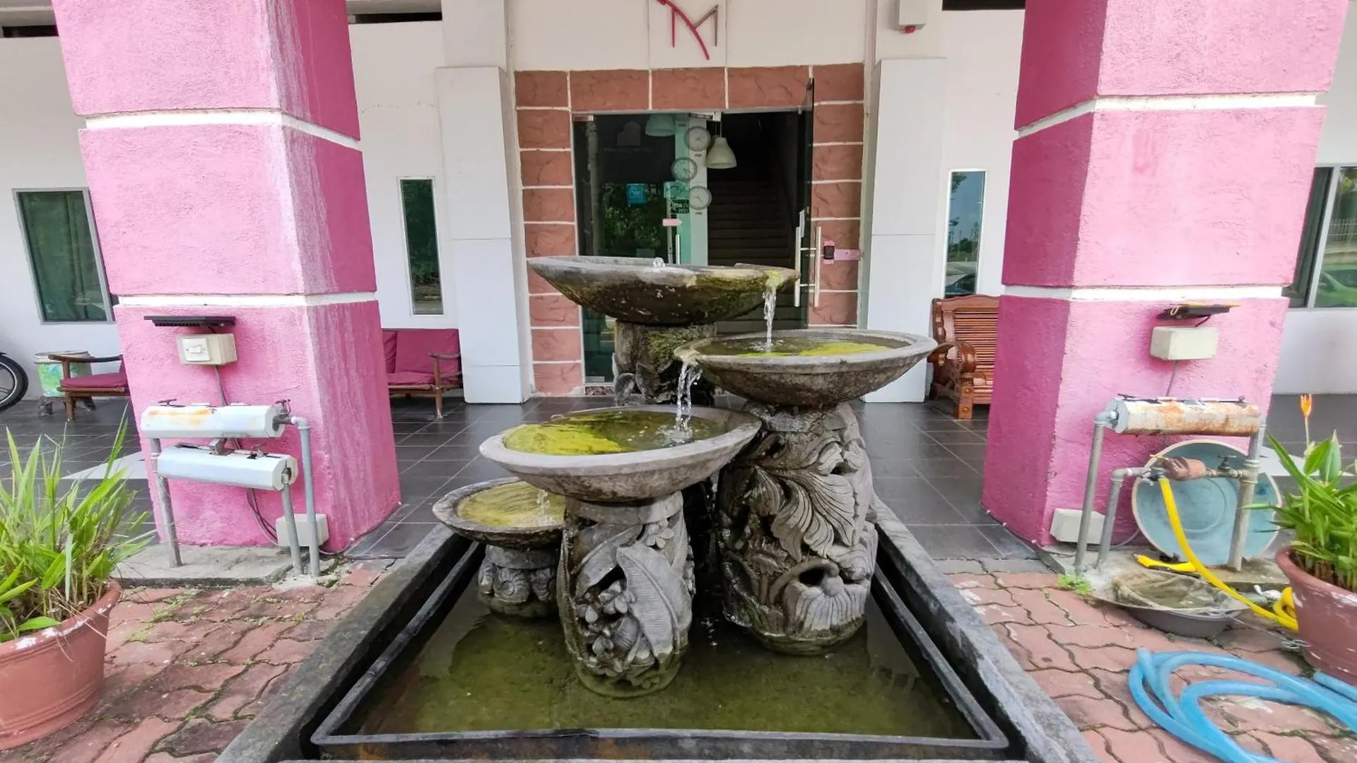 Maleeq Hotel Meru Ipoh